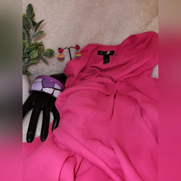 I.N.C Pink Blouse SZ S with fashion beaded earrings and bracelets - Picture 3 of 8